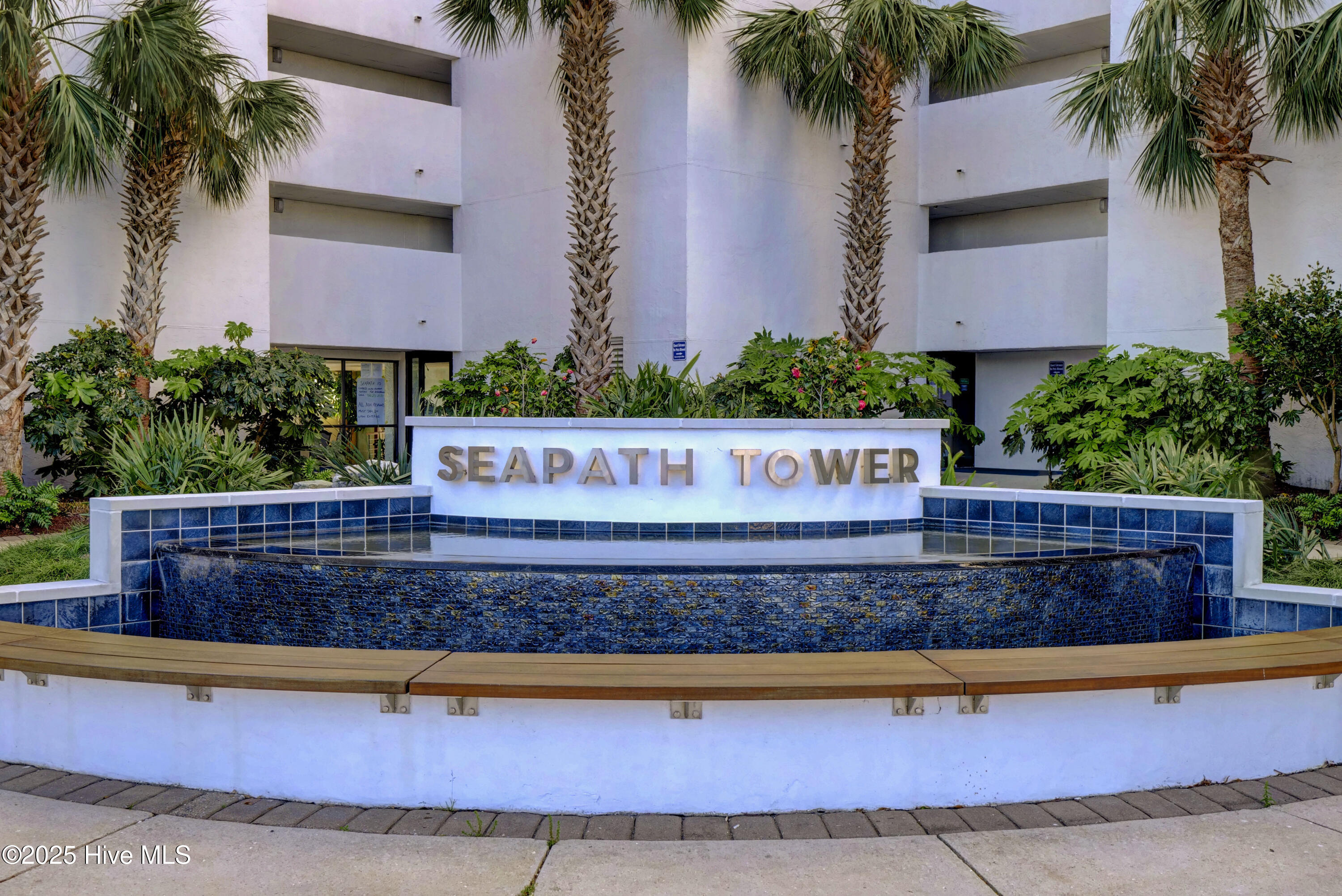 322 Causeway Drive Ste 207