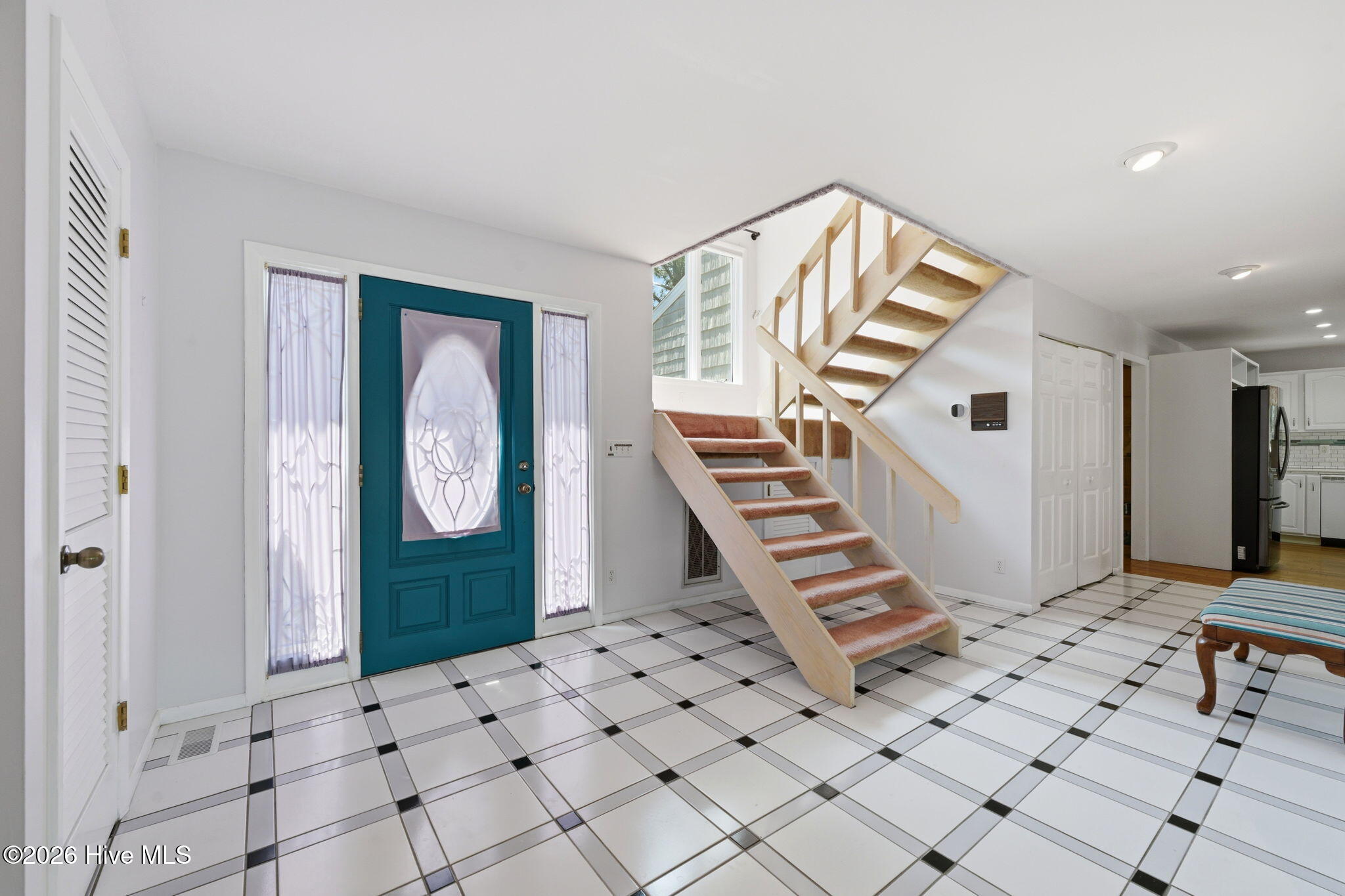 6106 Cardinal Drive