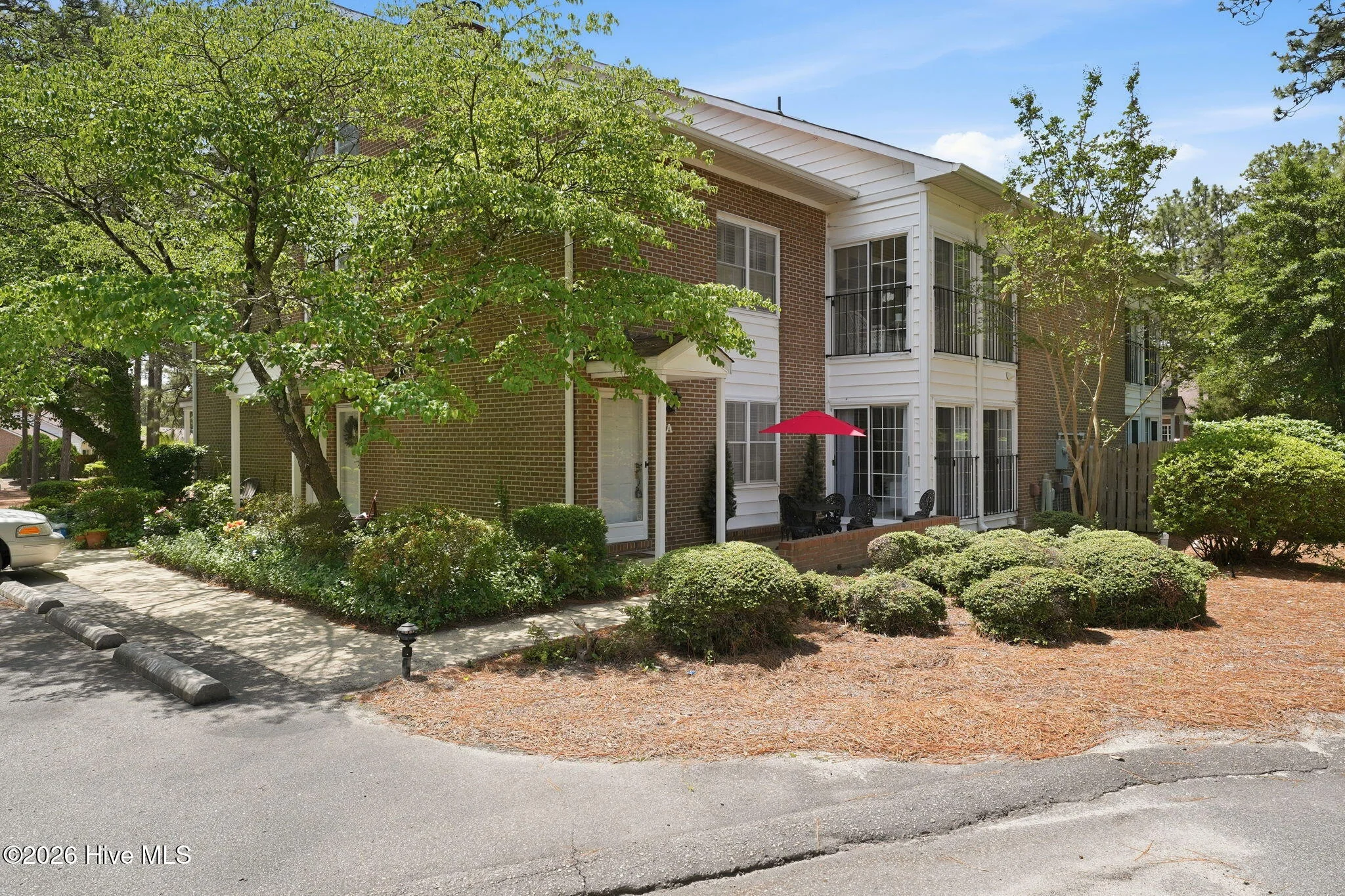 10 Pinehurst Manor Road Unit A