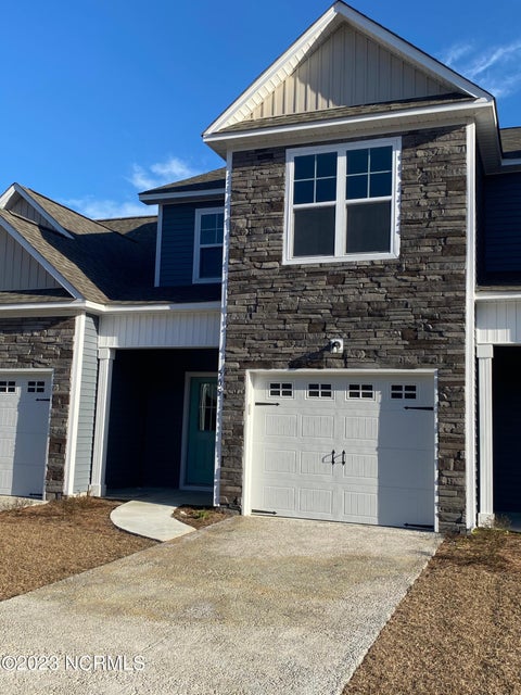 Townhouse For Rent - 505 Stone Crab Lane<br/> Onslow County, Sneads Ferry, NC 28460