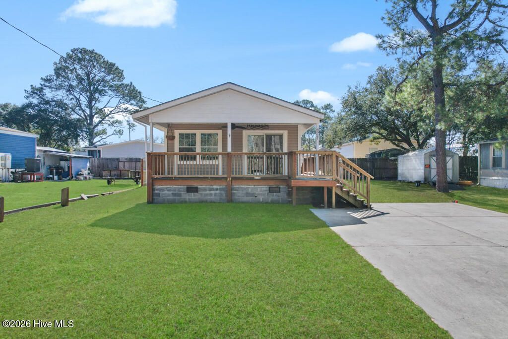 Photo of 6921 Pearl Street SW, Ocean Isle Beach, NC 28469 (MLS # 100555912)