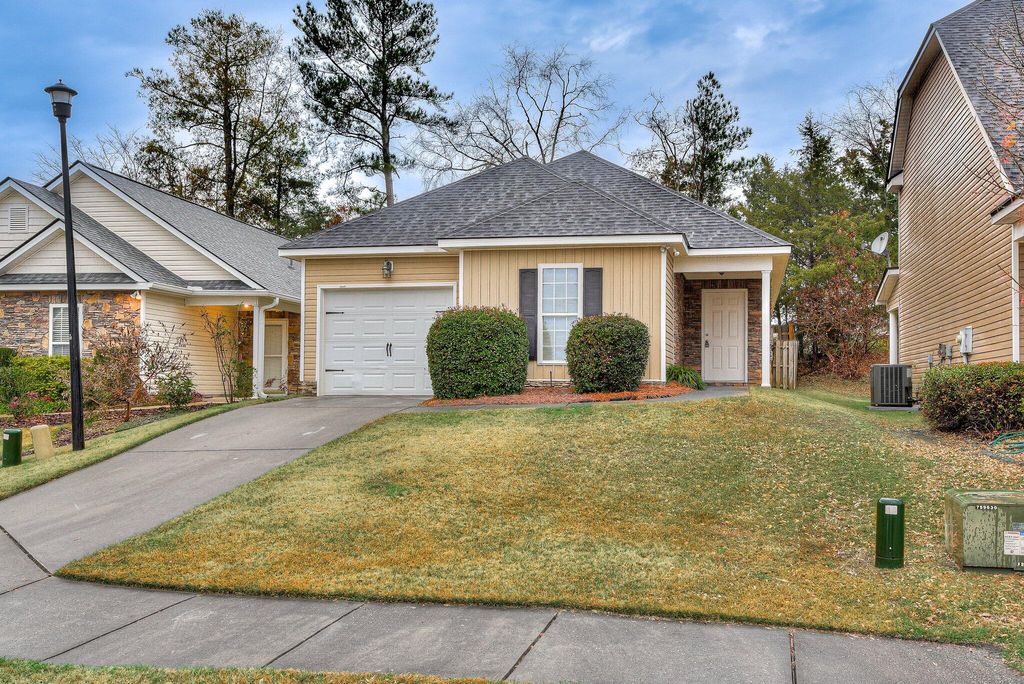 Photo of 2051 Dundee Way, Grovetown, GA 30813 (MLS # 549747)