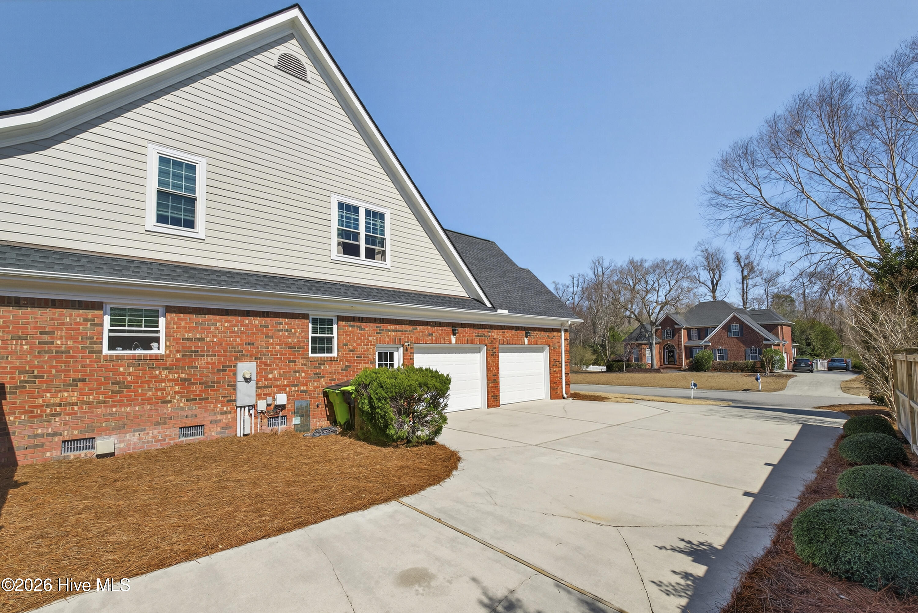 316 Marsh Oaks Drive