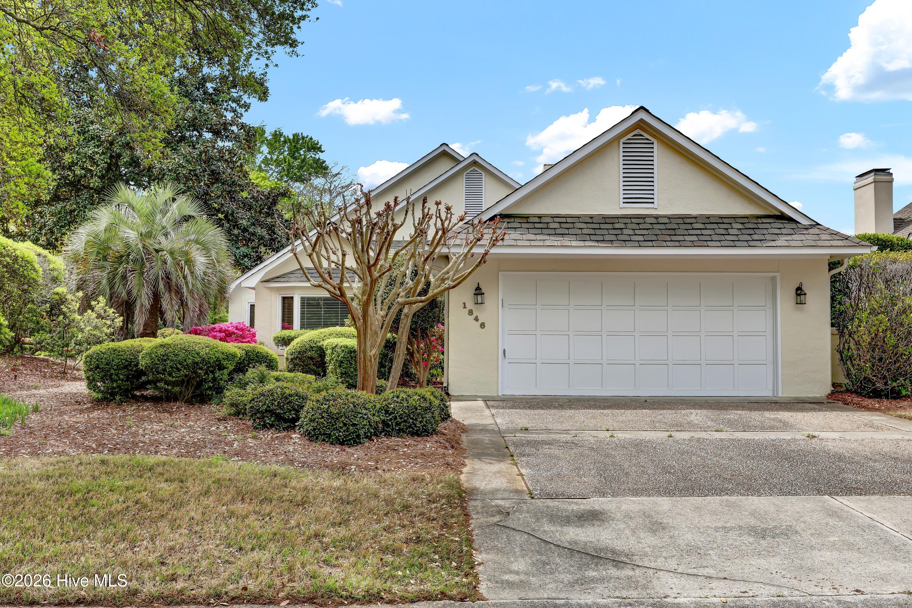 1846 Glen Eagles Lane