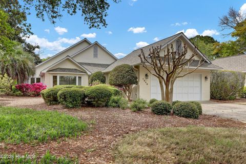 Photo of 1846 Glen Eagles Lane, Wilmington, NC 28405 (MLS # 100566096)