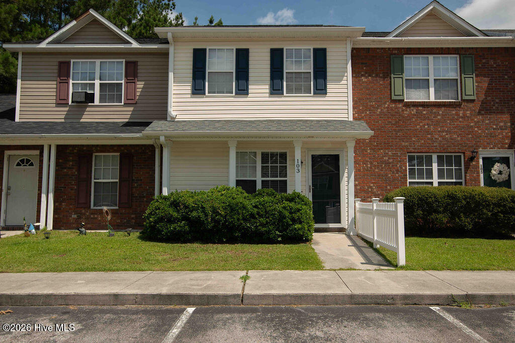 103 Meadowbrook Lane