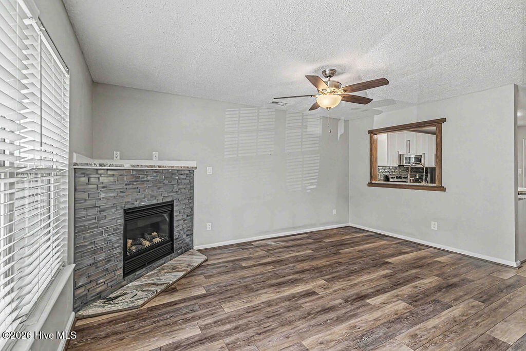 103 Meadowbrook Lane