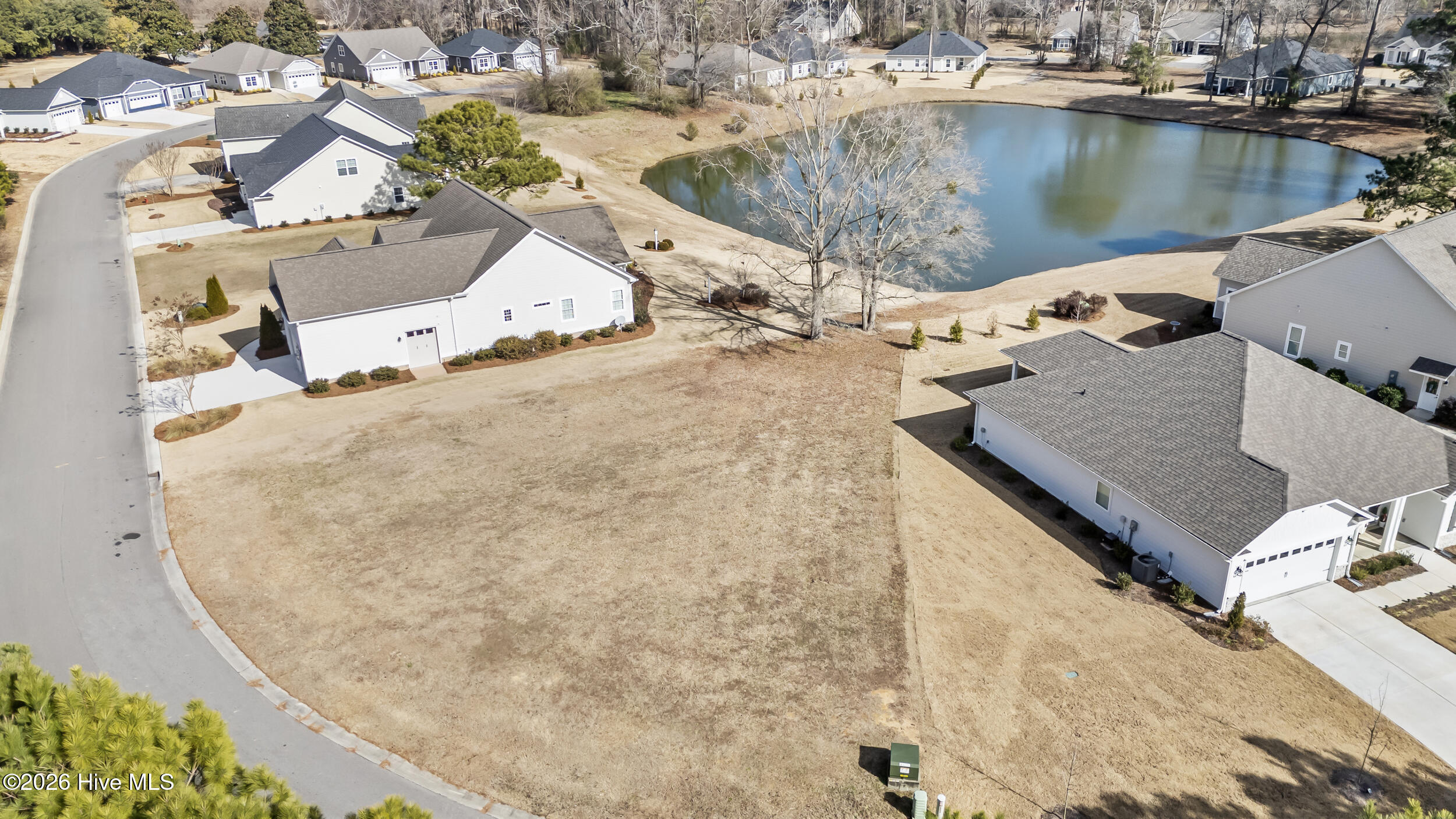 143 RV46 Firethorn Circle