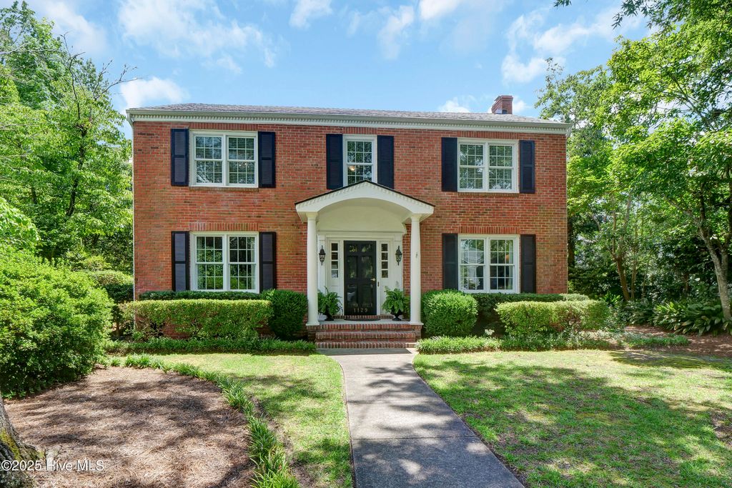 Photo of 1129 Essex Drive, Wilmington, NC 28403 (MLS # 100557431)
