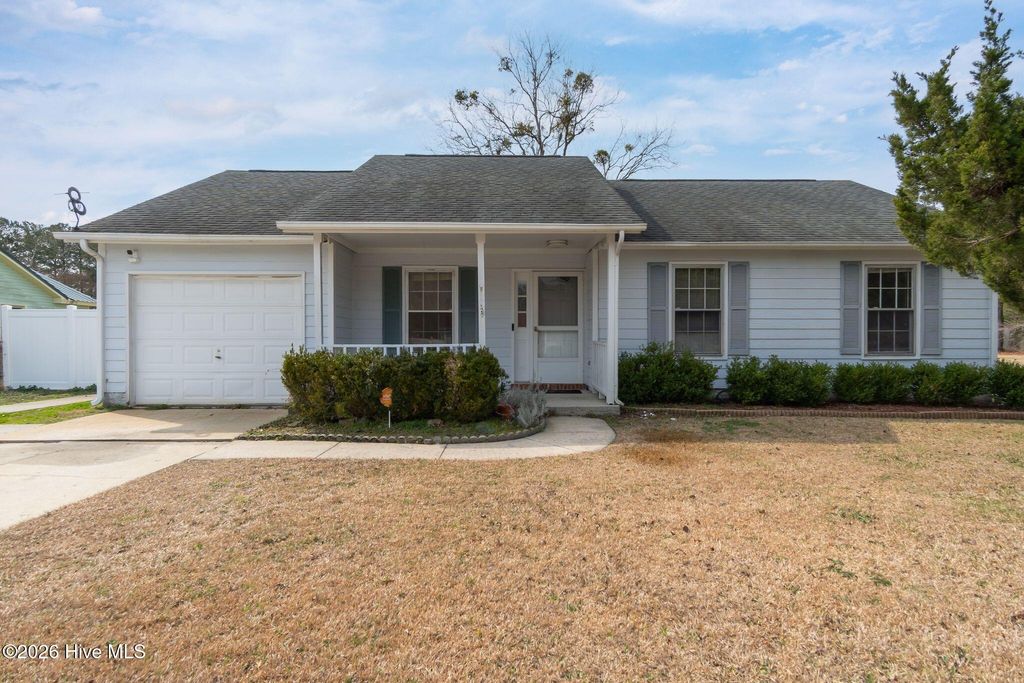 Photo of 300 Quail Ridge Road, Jacksonville, NC 28546 (MLS # 100557003)