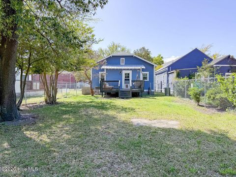 Tiny photo for 410 Mcrae Street, Wilmington, NC 28401 (MLS # 100565673)