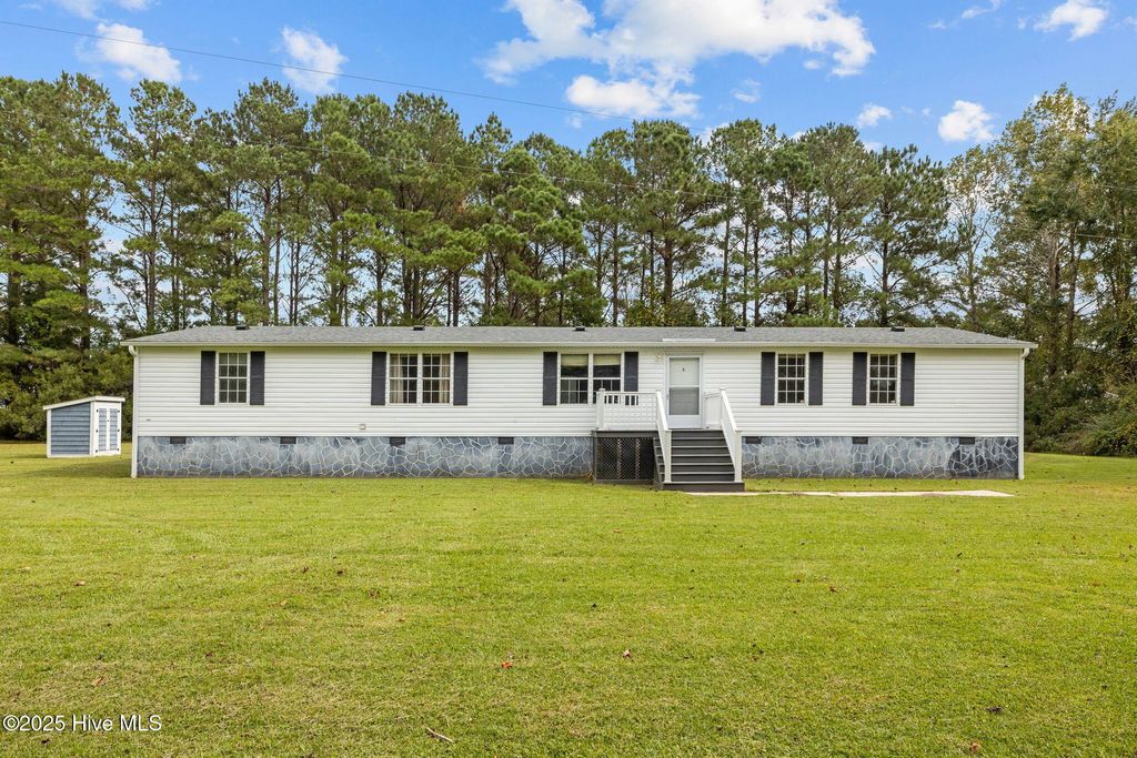 Photo of 284286 Mill Creek Road, Newport, NC 28570 (MLS # 100536047)