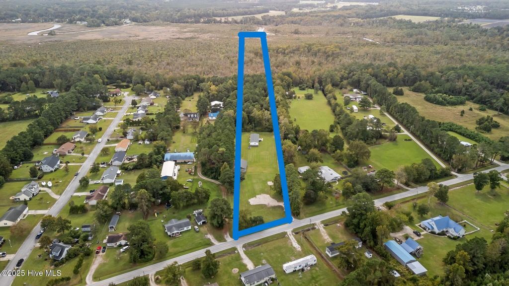 Photo of 284286 Mill Creek Road, Newport, NC 28570 (MLS # 100536047)