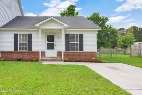 Townhouse For Rent - 1147 Pueblo Drive<br/> Onslow County, Jacksonville, NC 28546