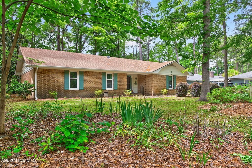 Photo of 36 Swamp Fox Drive, Calabash, NC (MLS # 100572830)