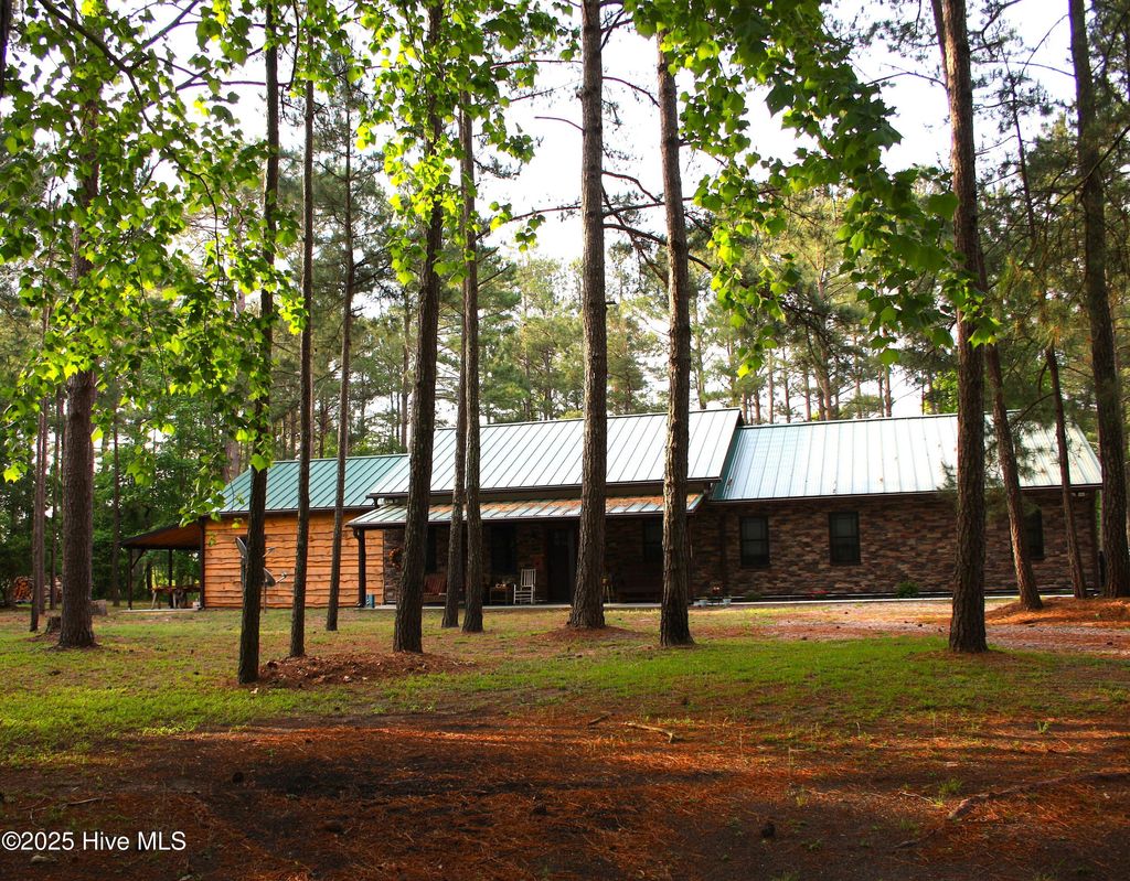 Photo of 970 E Waterway Drive, Belhaven, NC 27810 (MLS # 100520884)