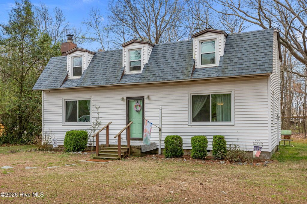 Photo of 137 Anglers Cove Road, Hertford, NC 27944 (MLS # 100560020)
