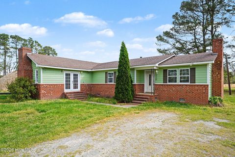 Photo of 510 W Main Street, Selma, NC 27576 (MLS # 100565651)