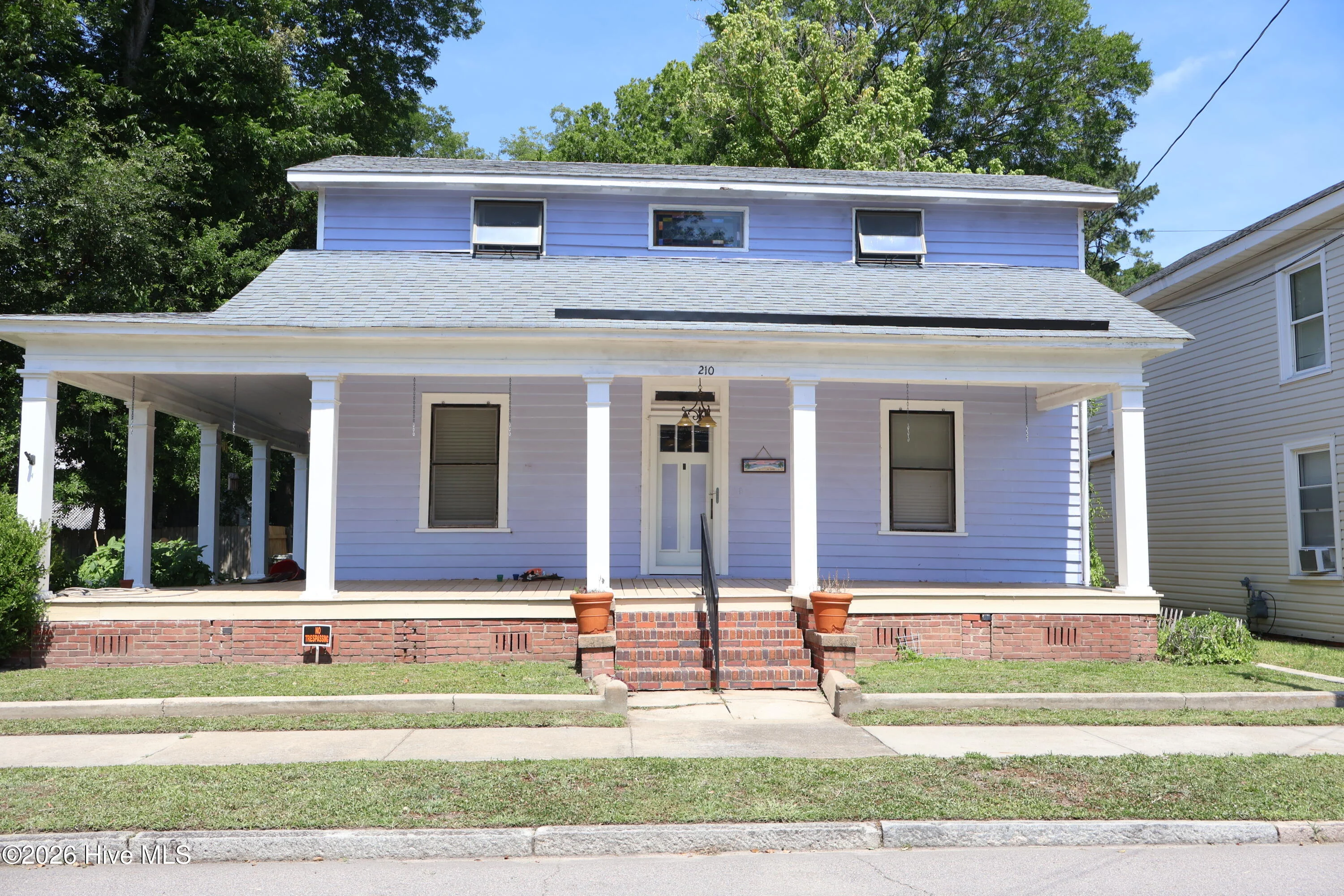 210 N Harvey Street