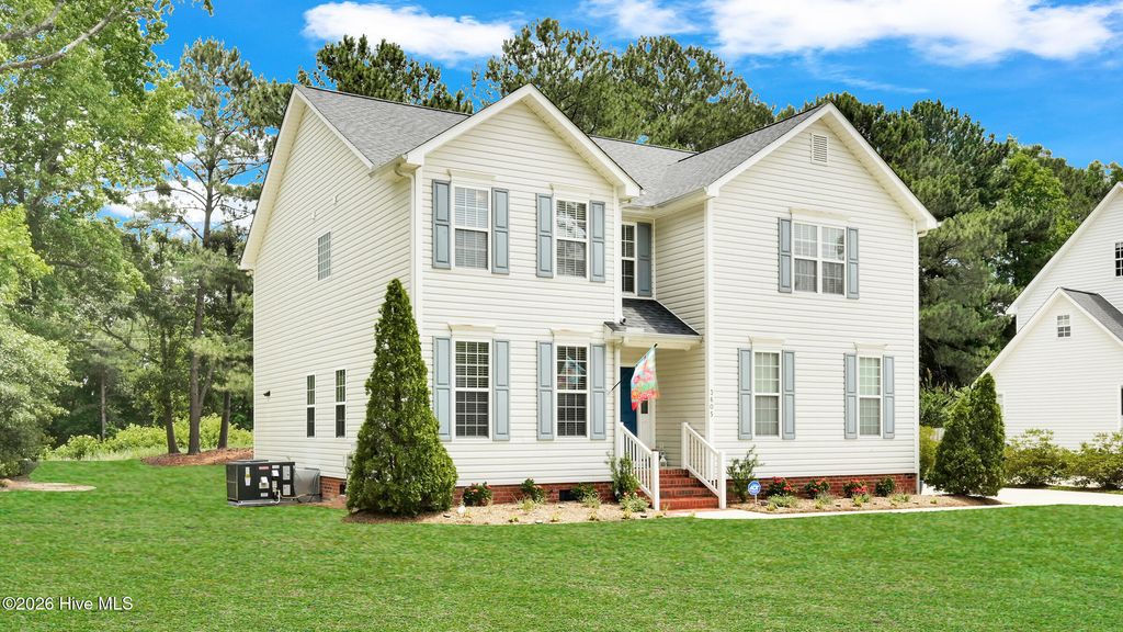 Photo of 3605 E Baywood Lane E, Greenville, NC 27834 (MLS # 100581099)