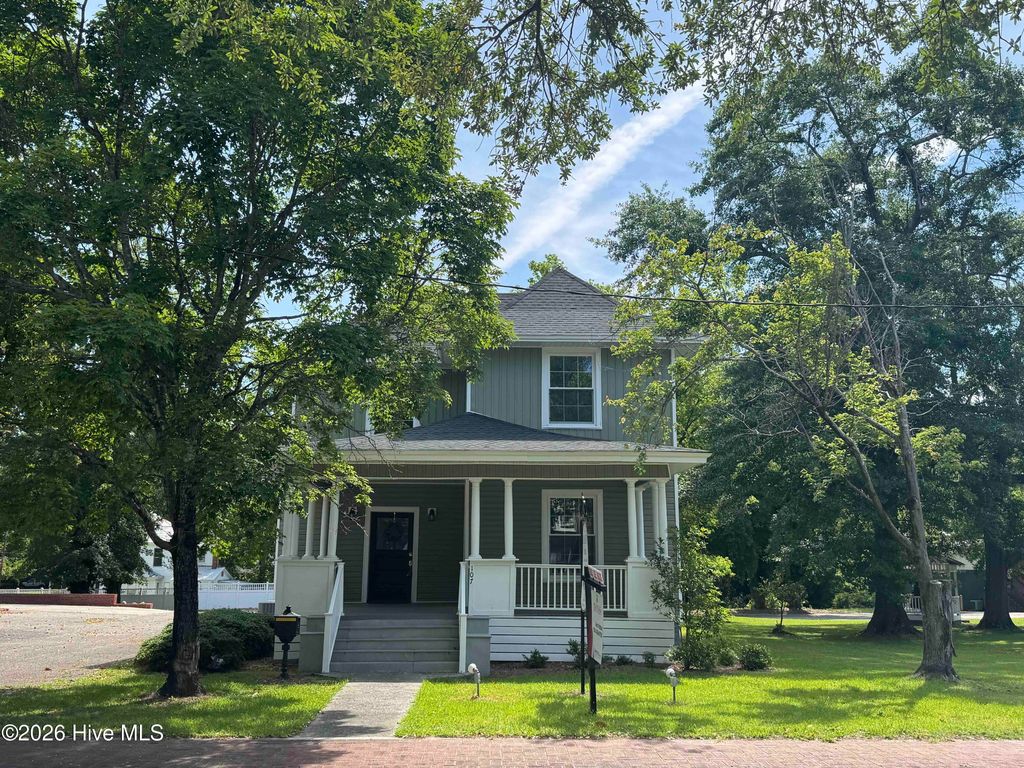 Photo of 107 Rockingham Road, Rockingham, NC 28379 (MLS # 100547147)