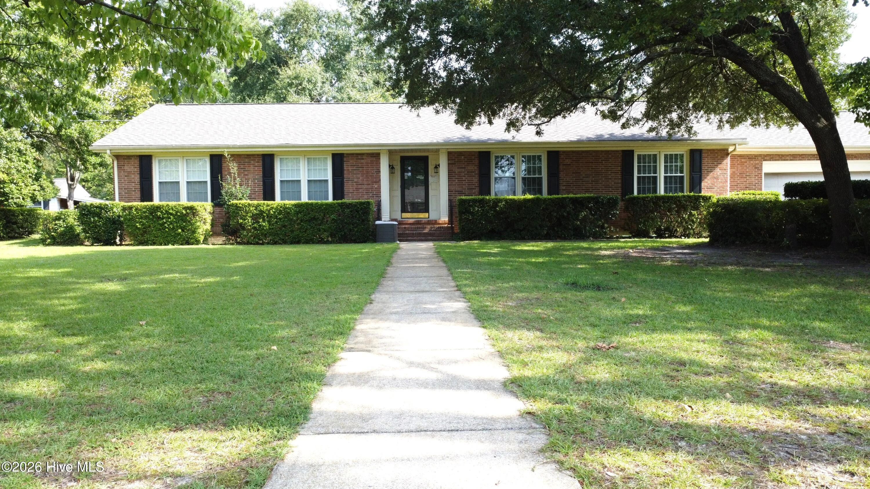 604 N Pinecrest Drive