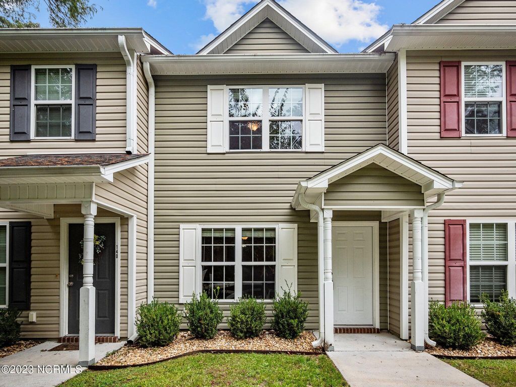 Photo of 138 Greenford Place, Jacksonville, NC 28540 (MLS # 100560700)