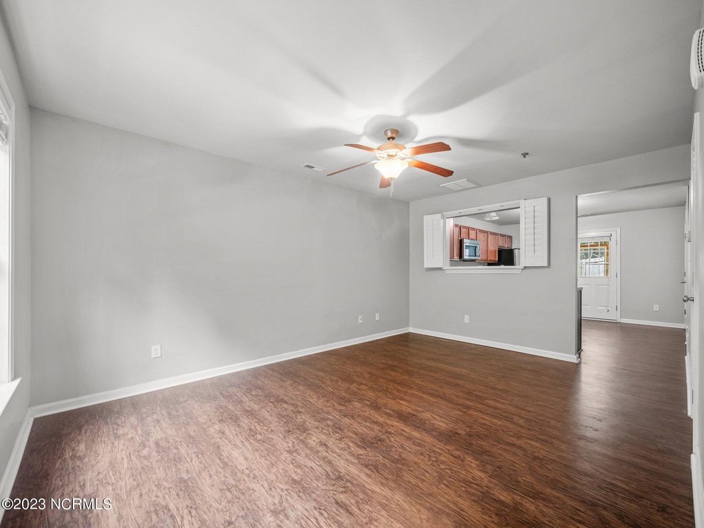 Photo of 138 Greenford Place, Jacksonville, NC 28540 (MLS # 100560700)