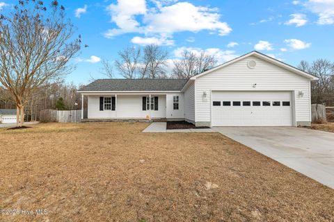 177 Wheaton Drive Richlands NC 28574