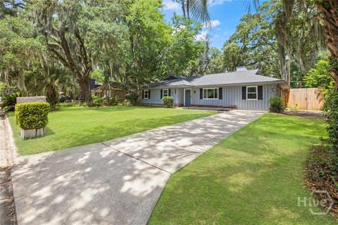 Homes For Sale - 610 Beauregard Street<br/> Chatham County, Savannah, GA 31405