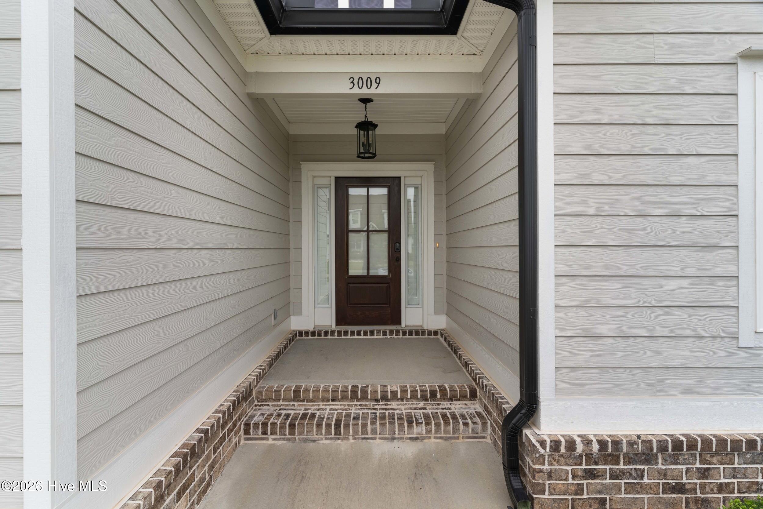 3009 Rosewood Drive