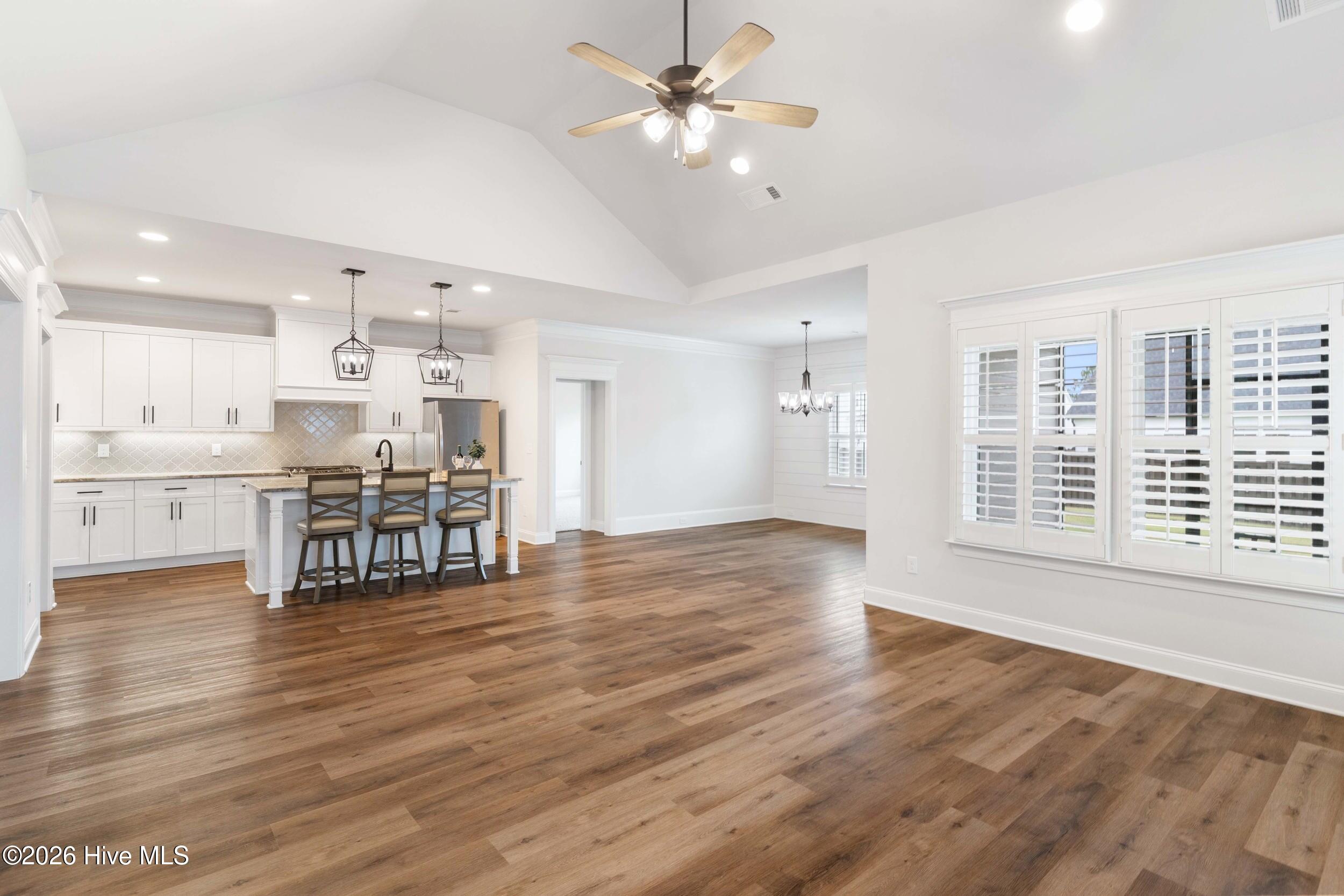 3009 Rosewood Drive