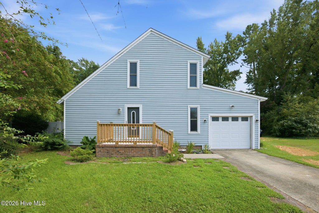 Photo of 204 Little John Lane, Havelock, NC 28532 (MLS # 100602161)