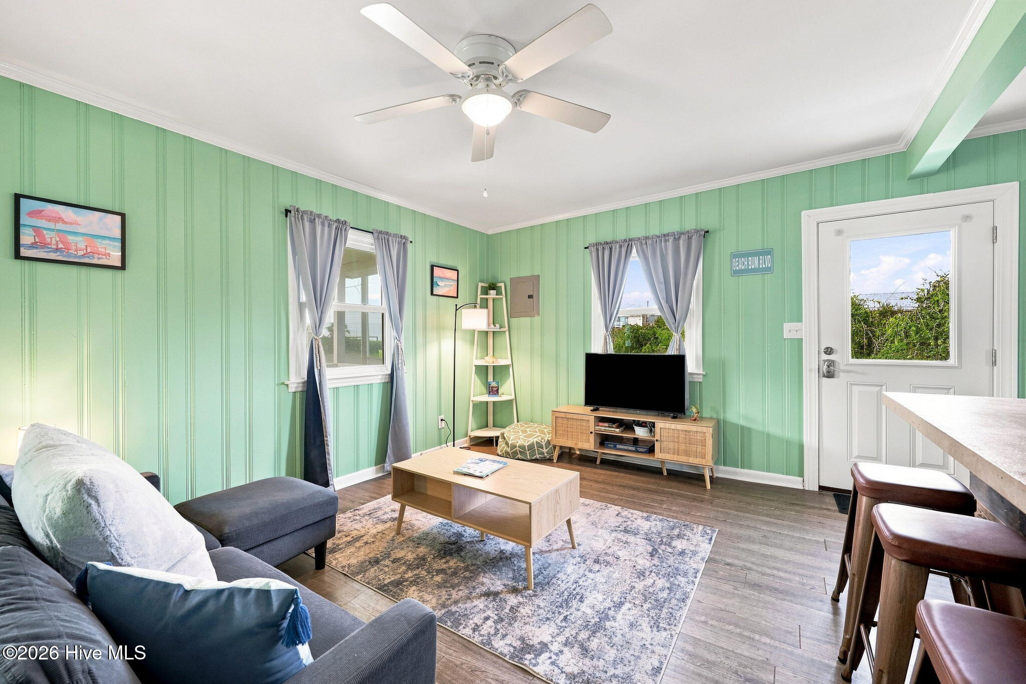 415 N Shore Drive