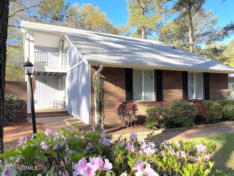 Apartment For Sale - 375 Saint Andrews Drive<br/> Pinehurst, NC 28374
