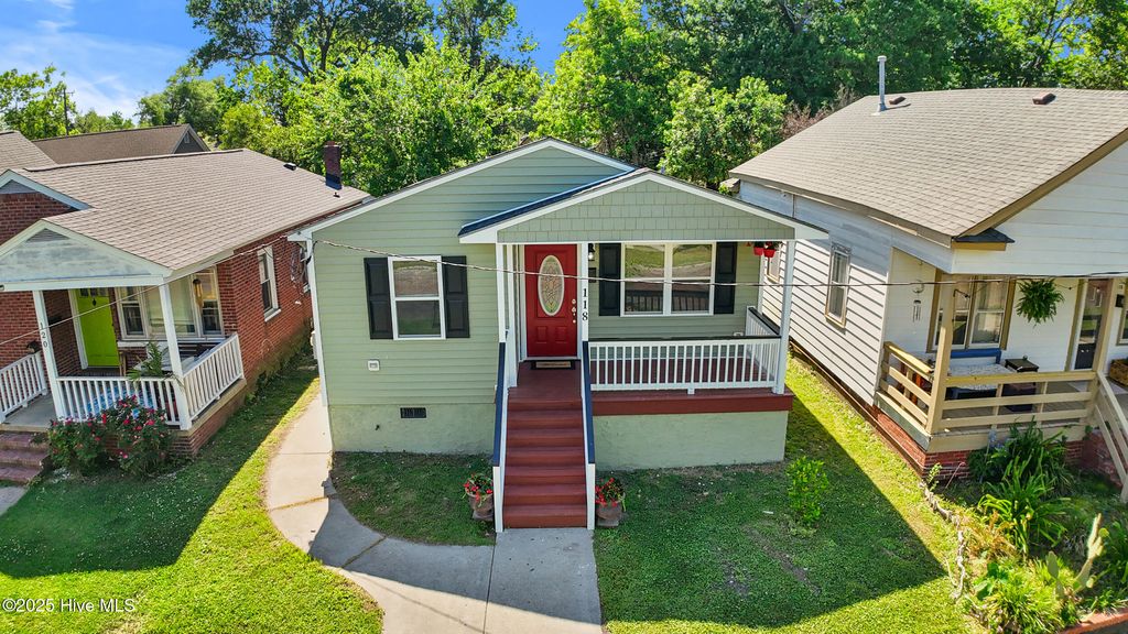 Photo of 118 S 13th Street, Wilmington, NC 28401 (MLS # 100504215)