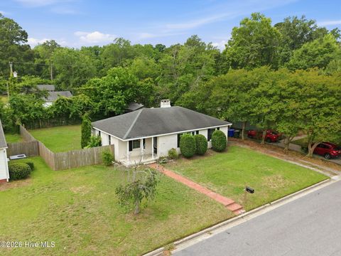 Homes For Sale - 2702 Jackson Drive<br/> Pitt County, Greenville, NC 27858