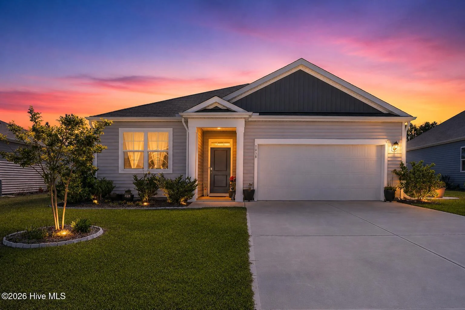 1038 Burled Oak Ridge Loop SE