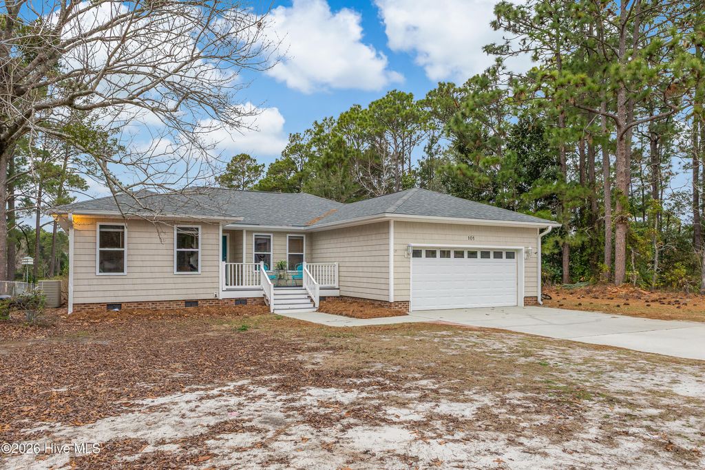 Photo of 101 S Shore Drive, Southport, NC 28461 (MLS # 100551120)