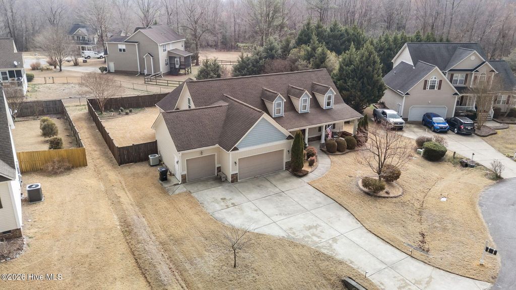 Photo of 181 Telesto Circle, Garner, NC 27529 (MLS # 100557614)