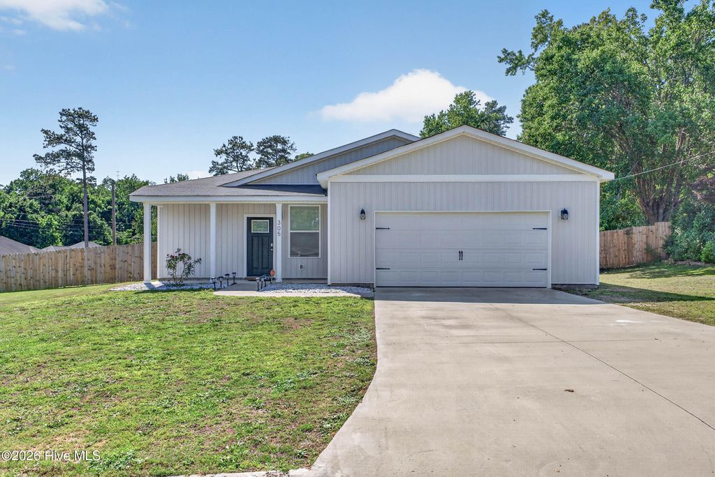 Photo of 305 Border Drive, North Augusta, SC 29841 (MLS # 100575405)