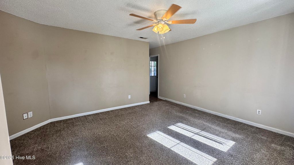 Photo of 228 Natalie Lane, Hubert, NC 28539 (MLS # 100573204)