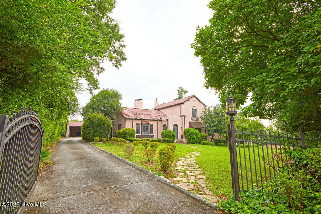 2133 Cumming Road