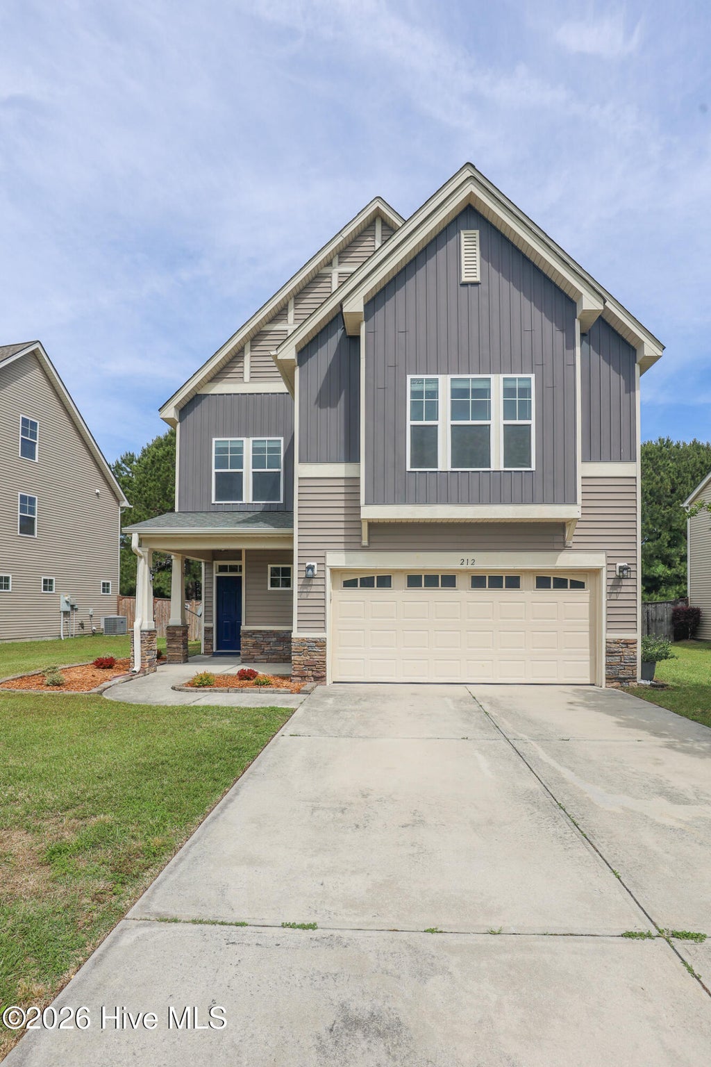 Photo of 212 Long Pond Drive, Sneads Ferry, NC 28460 (MLS # 100606953)