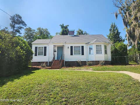 Homes For Sale - 3116 Camden Circle<br/> New Hanover County, Wilmington, NC 28403