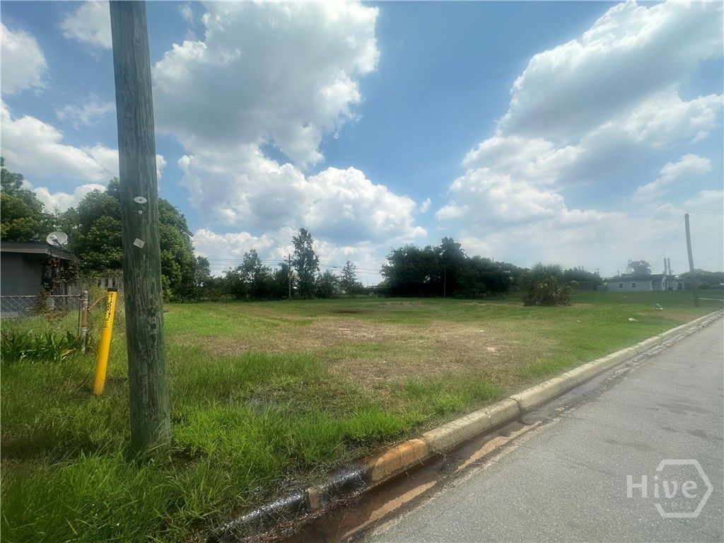 Photo of 1500 Damon Street, Savannah, GA 31415 (MLS # SA346705)