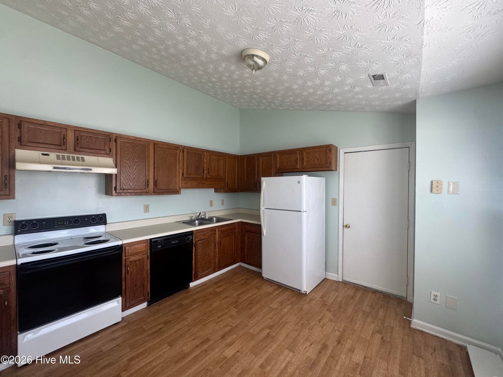 Photo of 2045 Steeple Chase Court, Jacksonville, NC 28546 (MLS # 100611167)