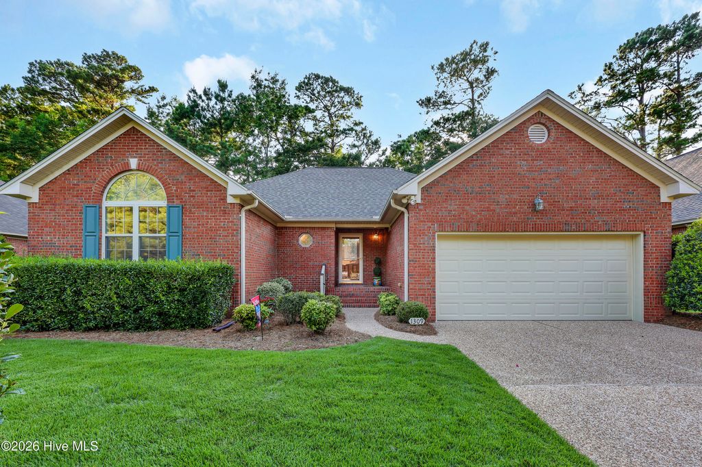Photo of 1309 Brookside Gardens Drive, Wilmington, NC 28411 (MLS # 100587980)