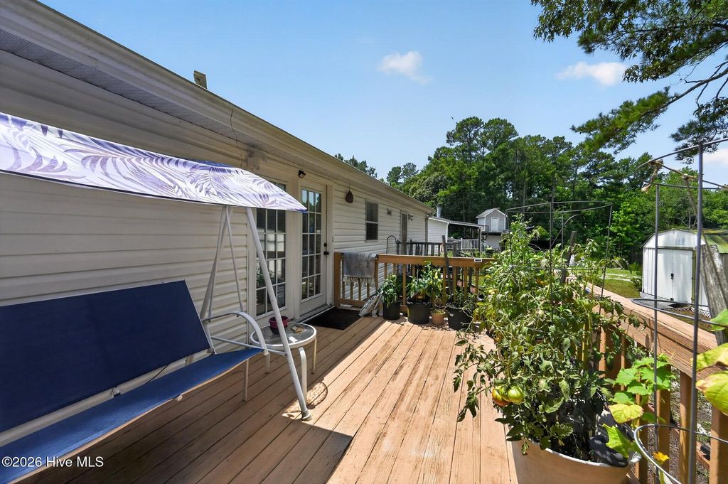 Photo of 1866 Sunset Drive SE, Bolivia, NC 28422 (MLS # 100591344)