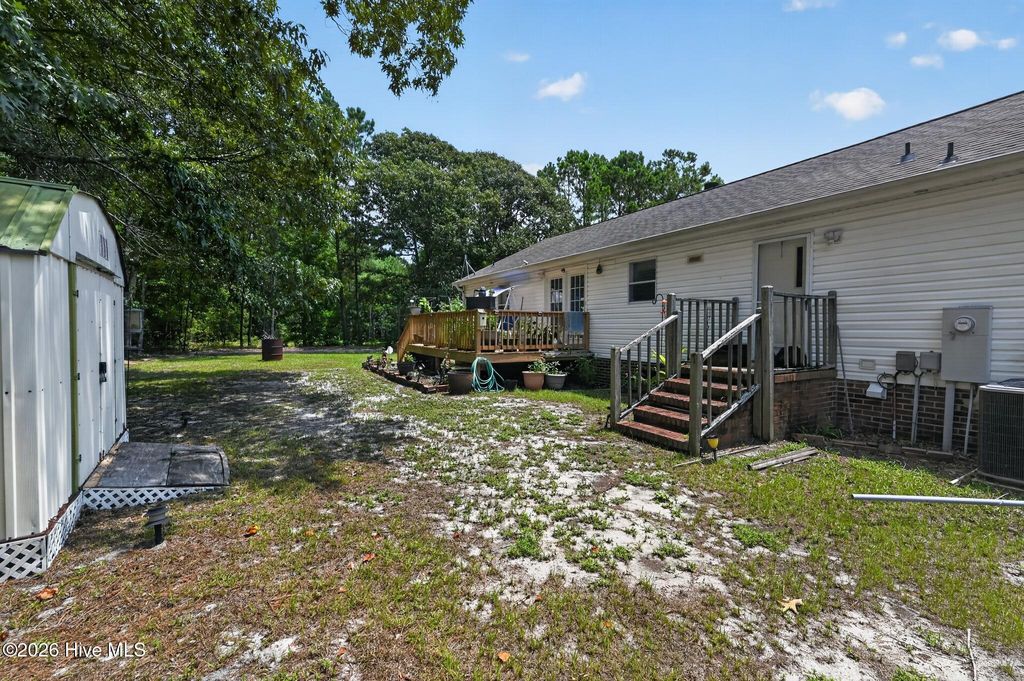 Photo of 1866 Sunset Drive SE, Bolivia, NC 28422 (MLS # 100591344)